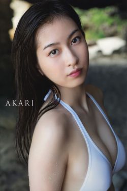 《20岁女RAPPERDISSSUBS汉语》