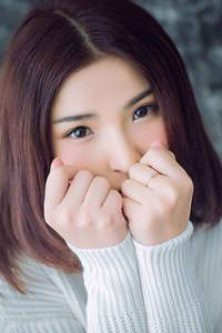 无颜美女
